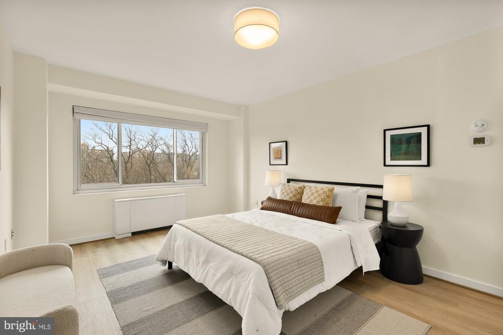 4201 CATHEDRAL AVENUE NW 1009E
