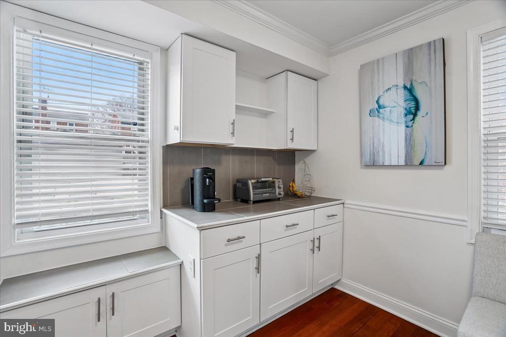 5046 12TH STREET NE
