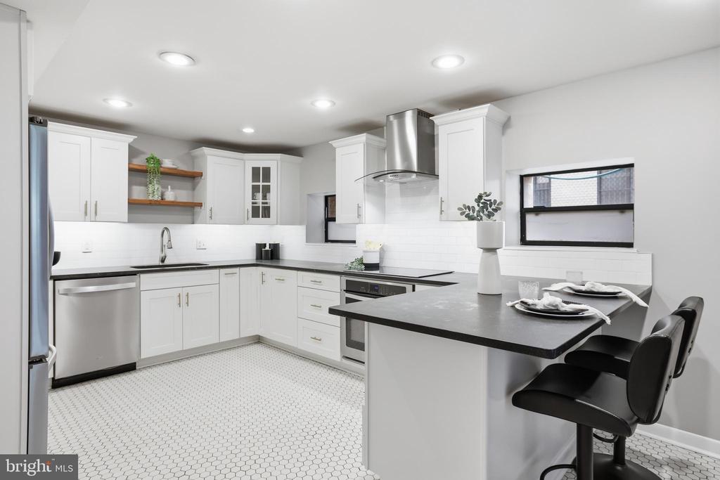 2123 CALIFORNIA STREET NW Unit: A5