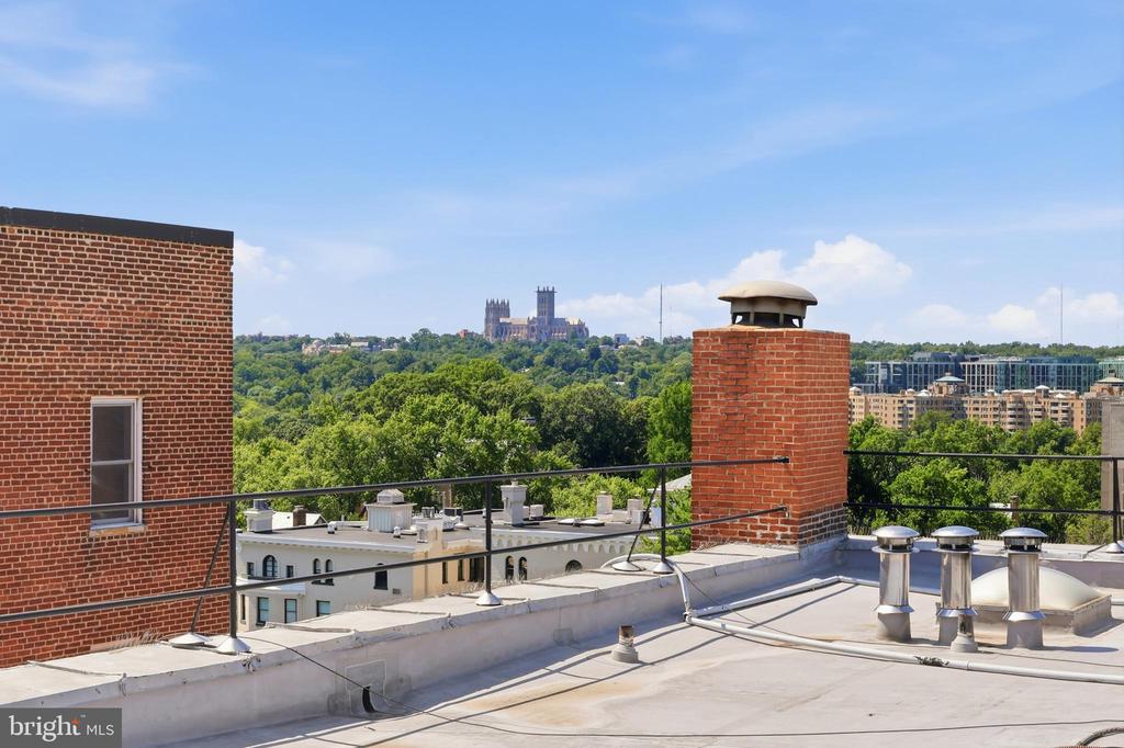 2123 CALIFORNIA STREET NW Unit: A5