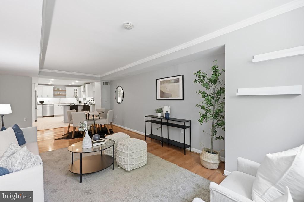 2123 CALIFORNIA STREET NW Unit: A5