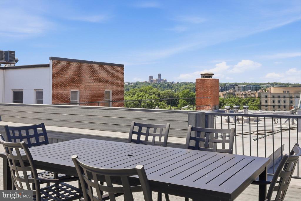 2123 CALIFORNIA STREET NW Unit: A5
