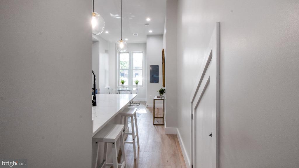 1239 5TH STREET NW Unit: 1