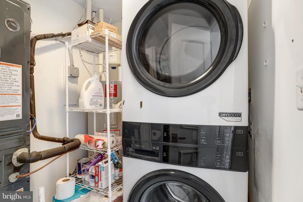 150 V STREET NW Unit: V305