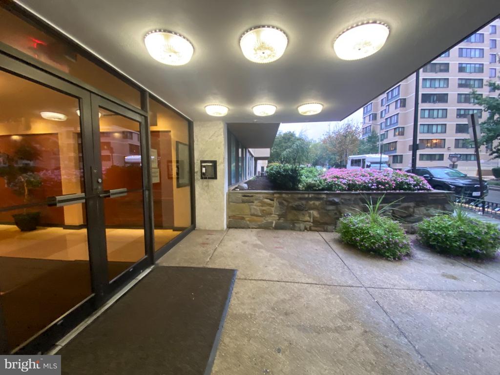 522 21ST STREET NW Unit: 607