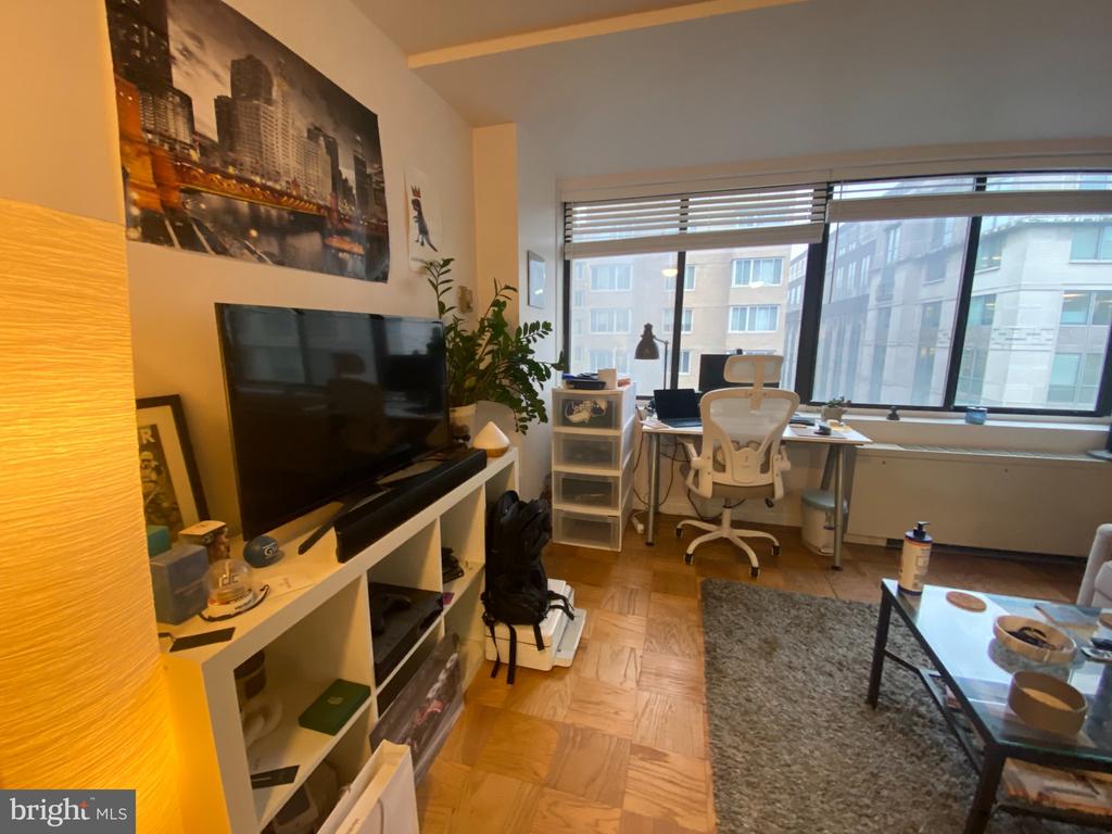 522 21ST STREET NW Unit: 607