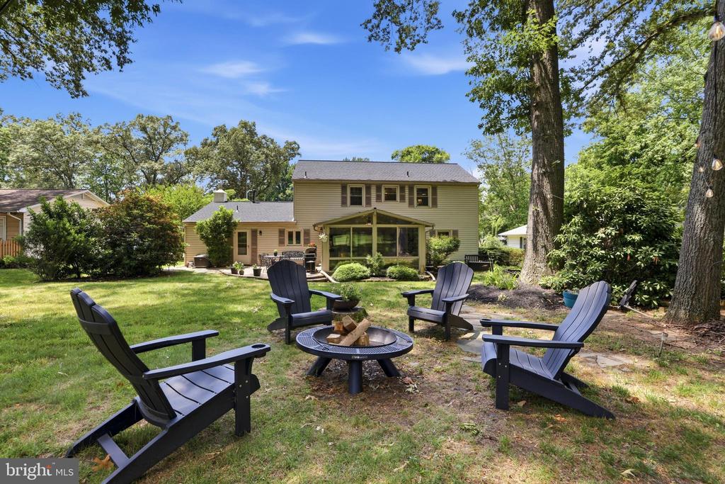 1703 CROFTON PARKWAY