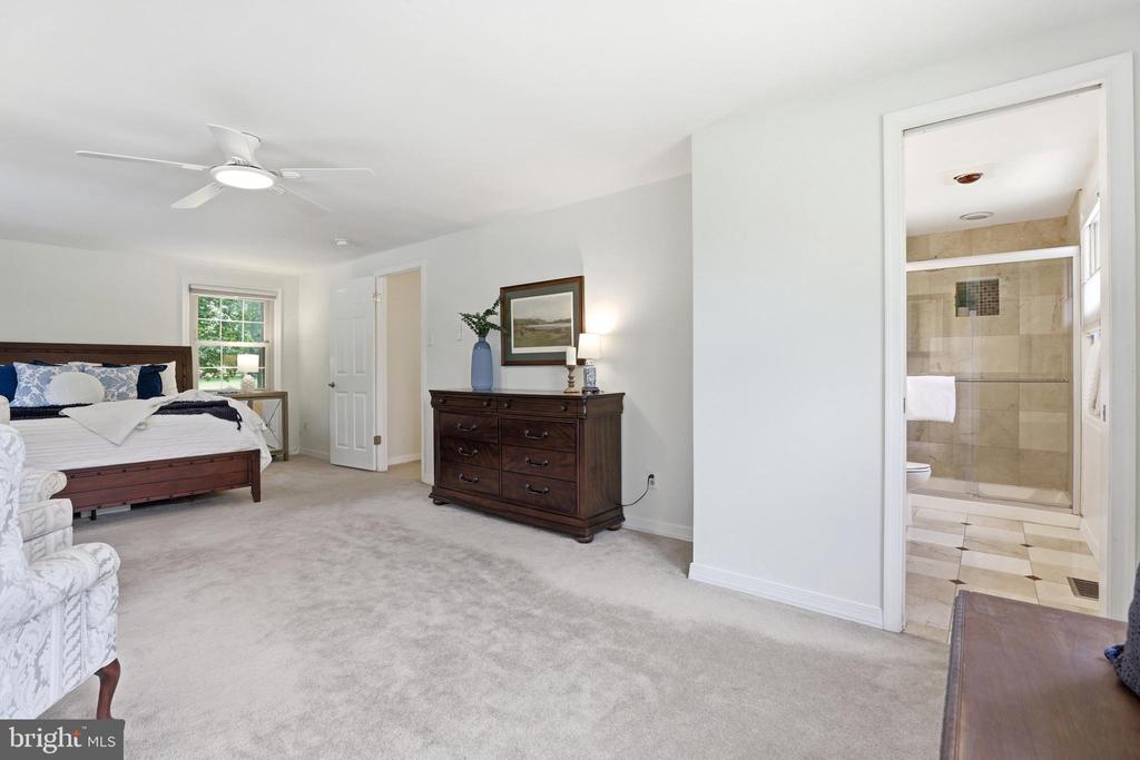 1703 CROFTON PARKWAY