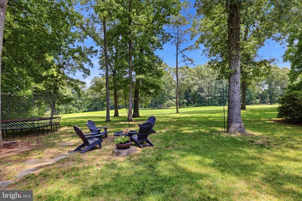1703 CROFTON PARKWAY