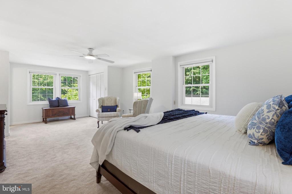1703 CROFTON PARKWAY