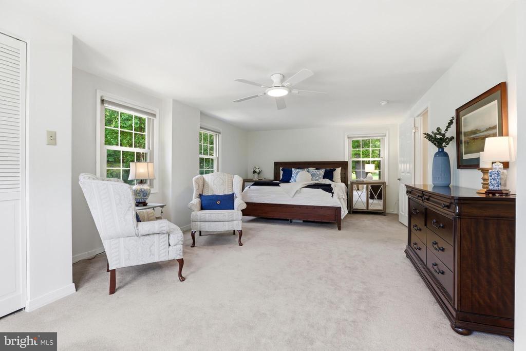 1703 CROFTON PARKWAY