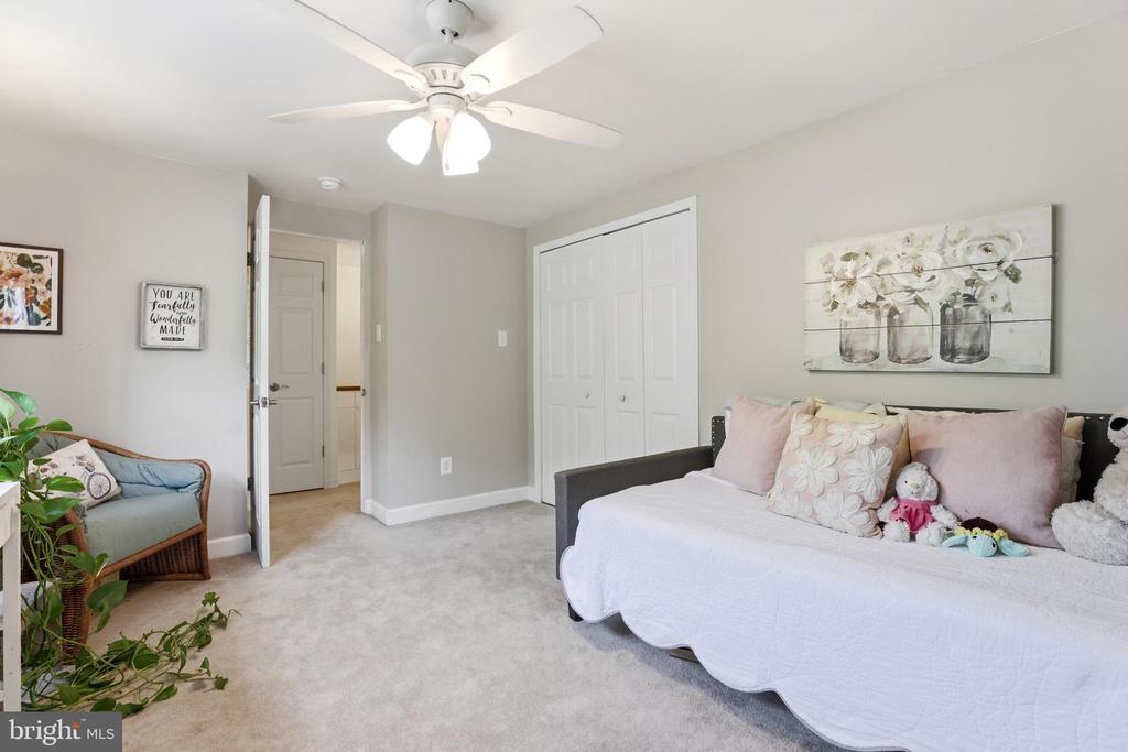 1703 CROFTON PARKWAY