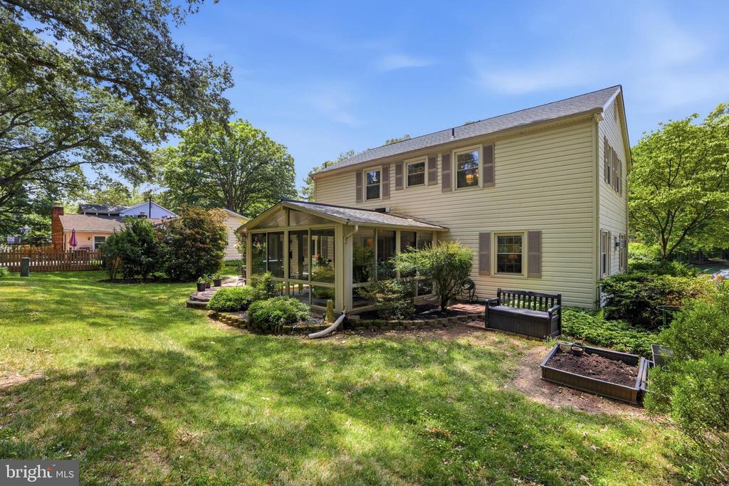 1703 CROFTON PARKWAY