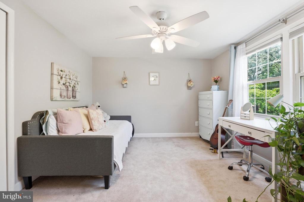 1703 CROFTON PARKWAY