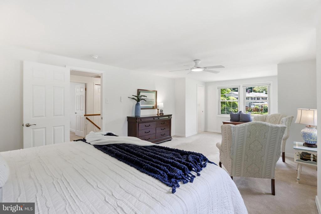 1703 CROFTON PARKWAY