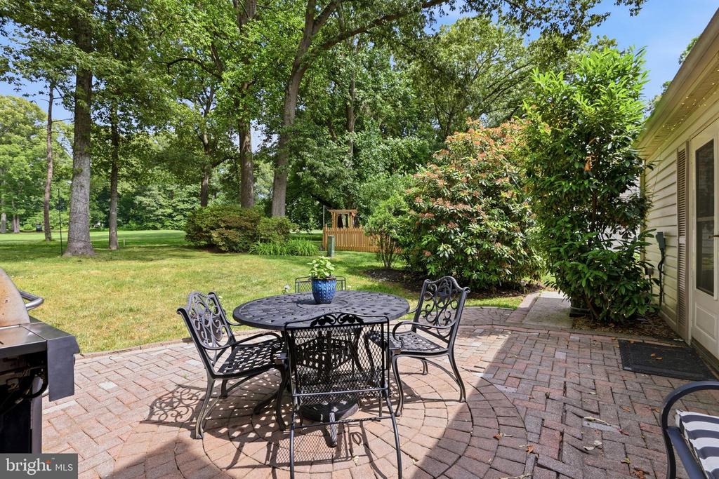 1703 CROFTON PARKWAY