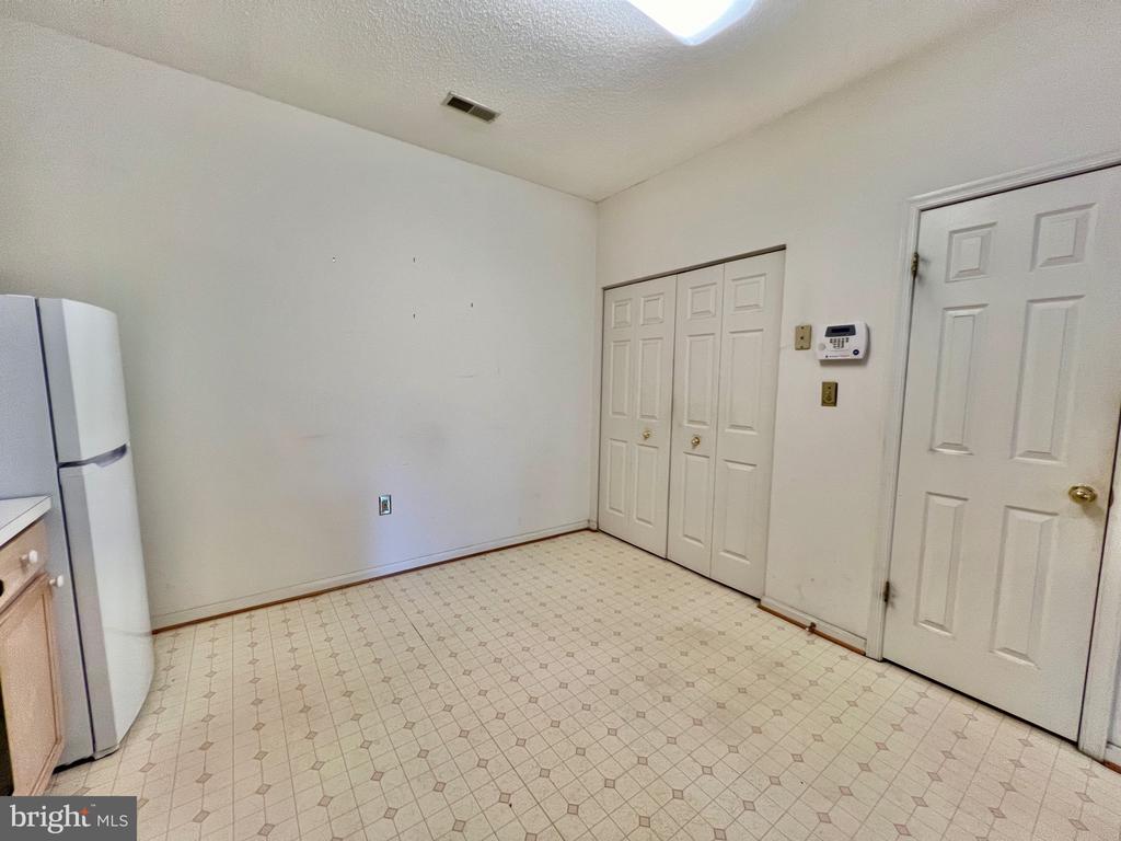 7208 BOGLEY ROAD Unit: 202