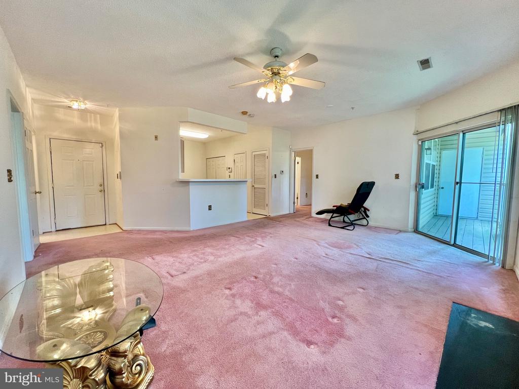 7208 BOGLEY ROAD Unit: 202