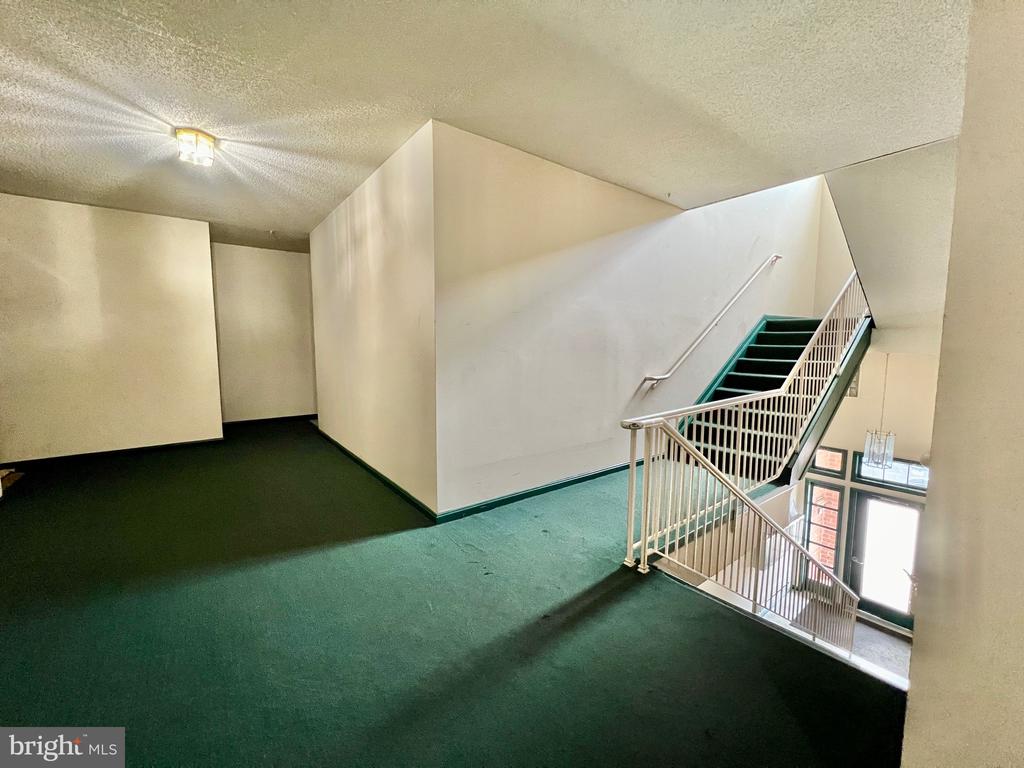 7208 BOGLEY ROAD Unit: 202