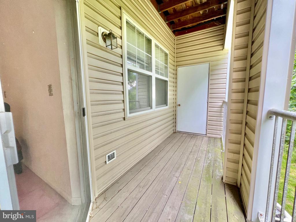 7208 BOGLEY ROAD Unit: 202