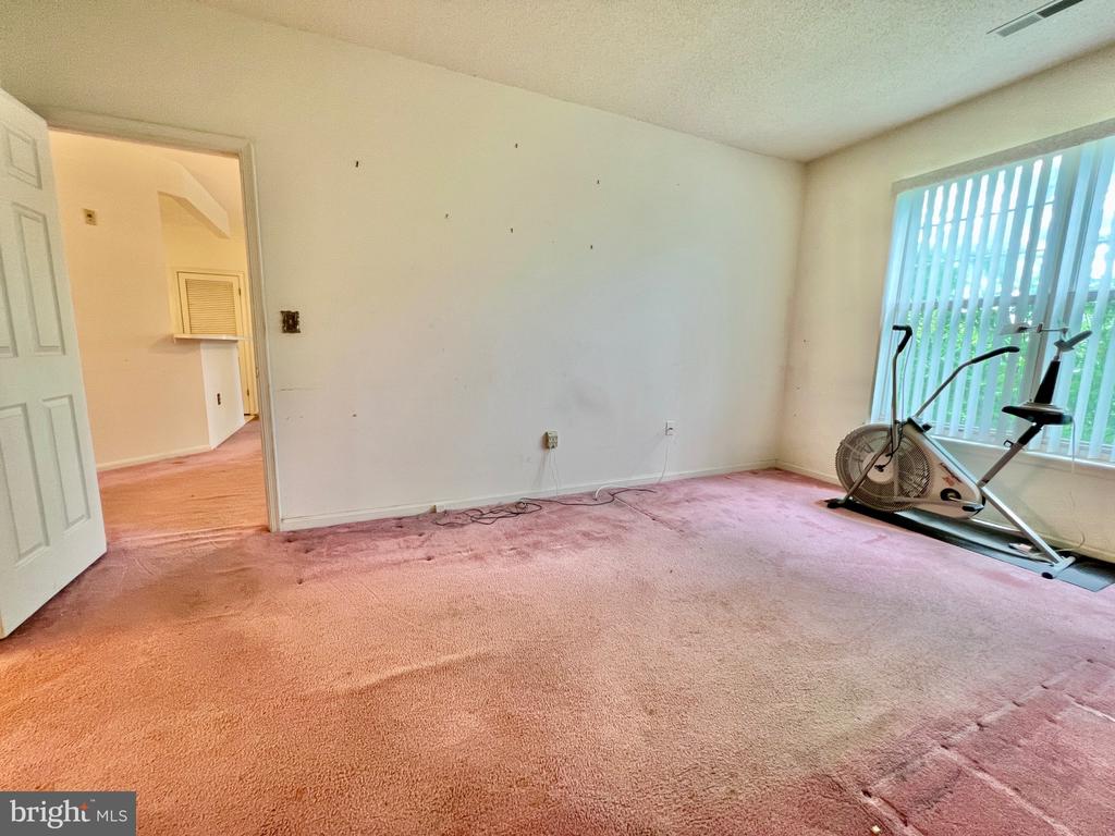 7208 BOGLEY ROAD Unit: 202