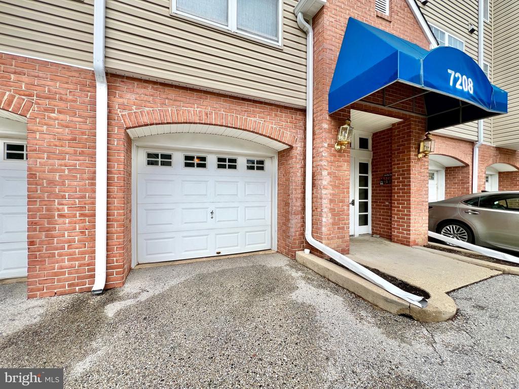 7208 BOGLEY ROAD Unit: 202