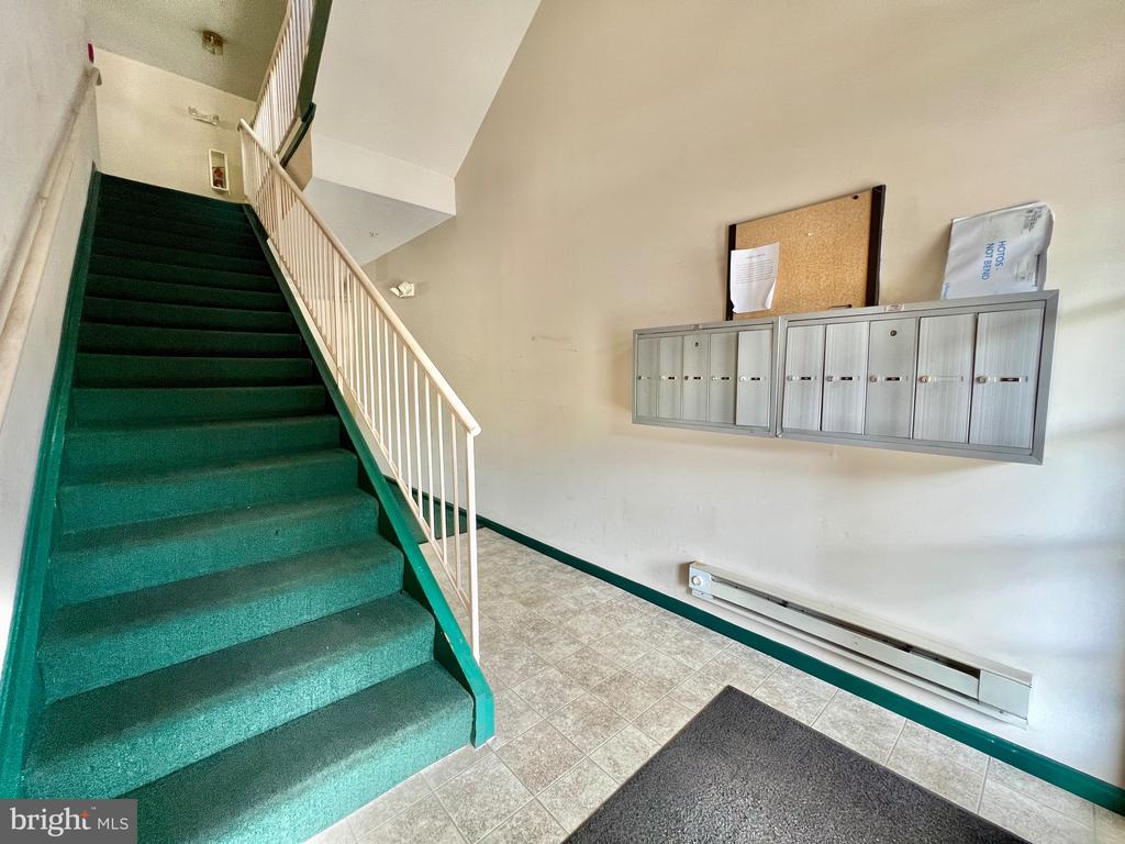 7208 BOGLEY ROAD Unit: 202