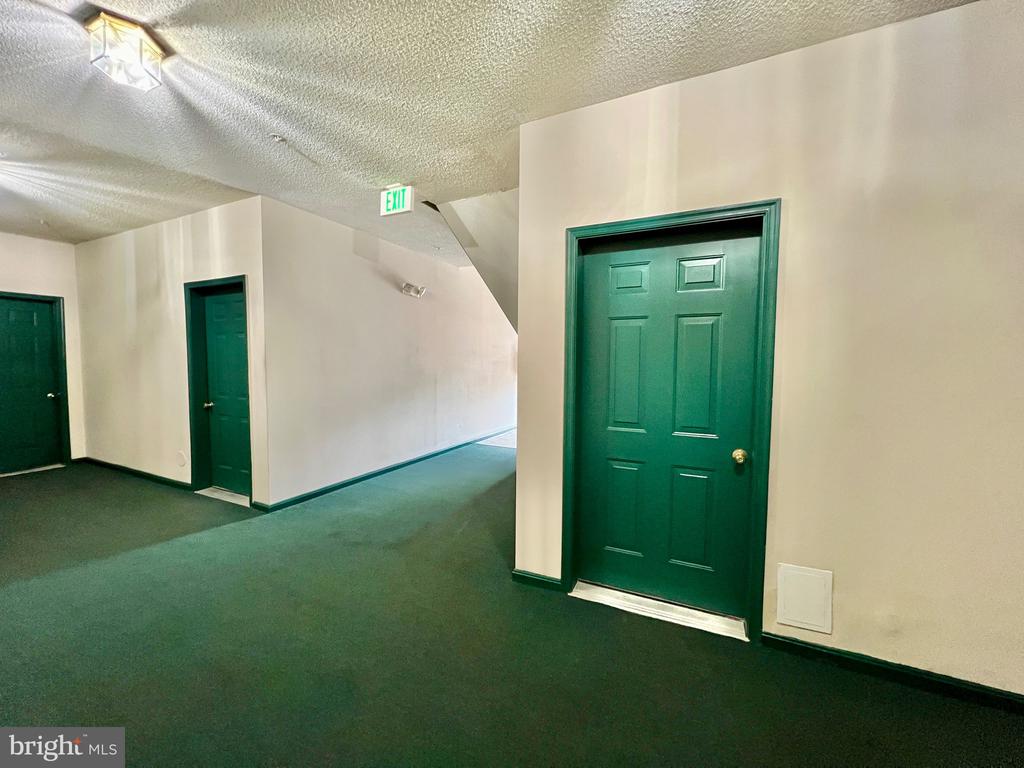 7208 BOGLEY ROAD Unit: 202