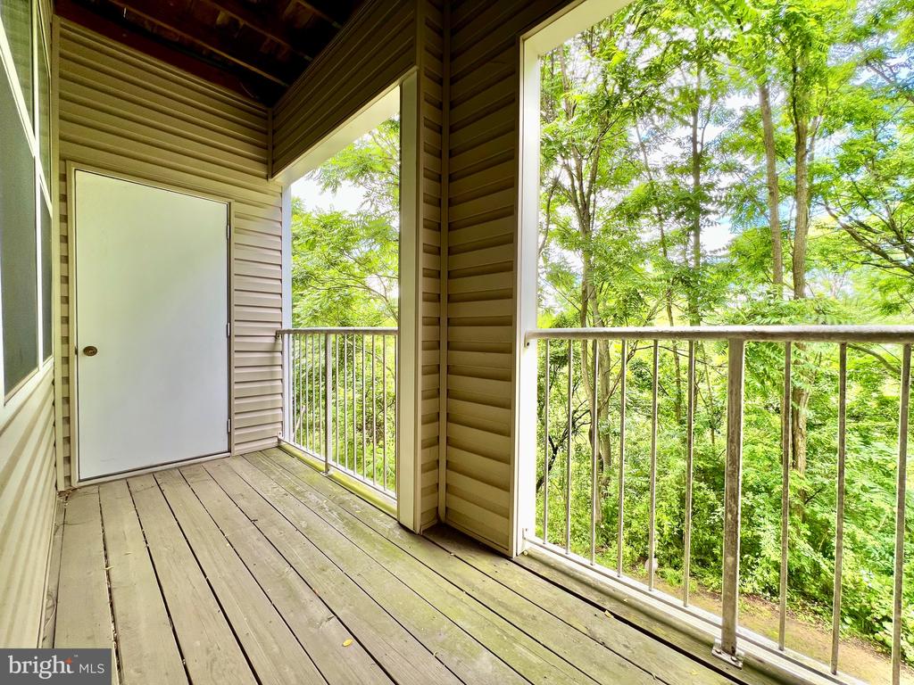 7208 BOGLEY ROAD Unit: 202