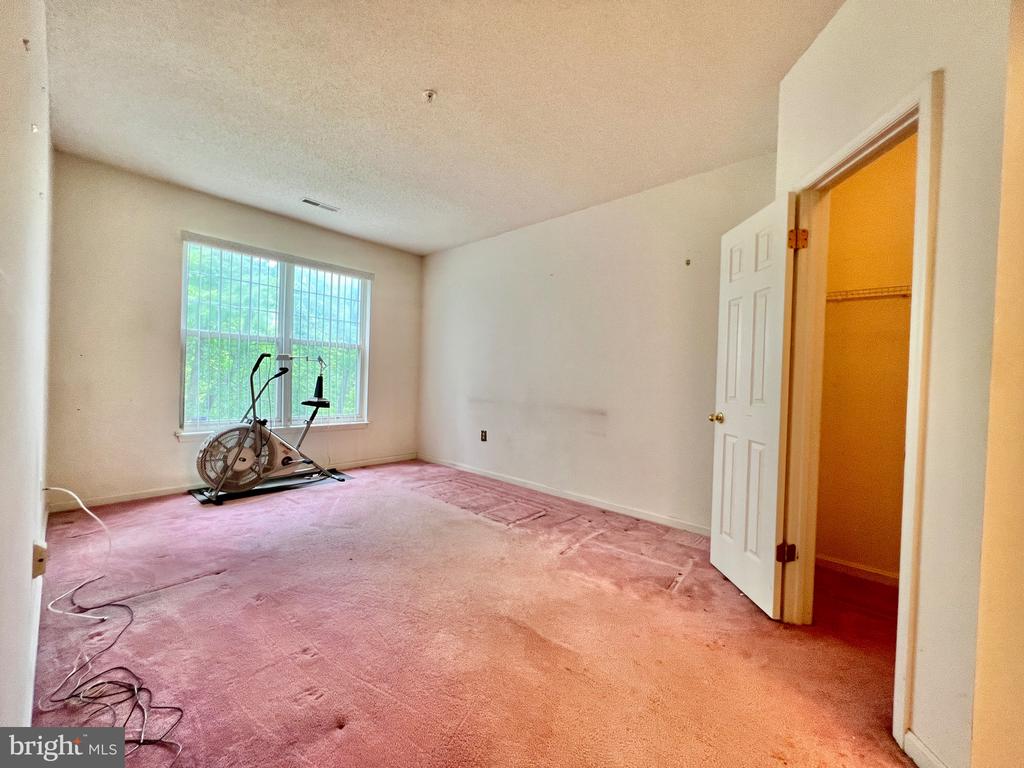 7208 BOGLEY ROAD Unit: 202