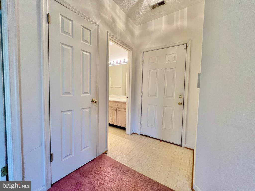 7208 BOGLEY ROAD Unit: 202