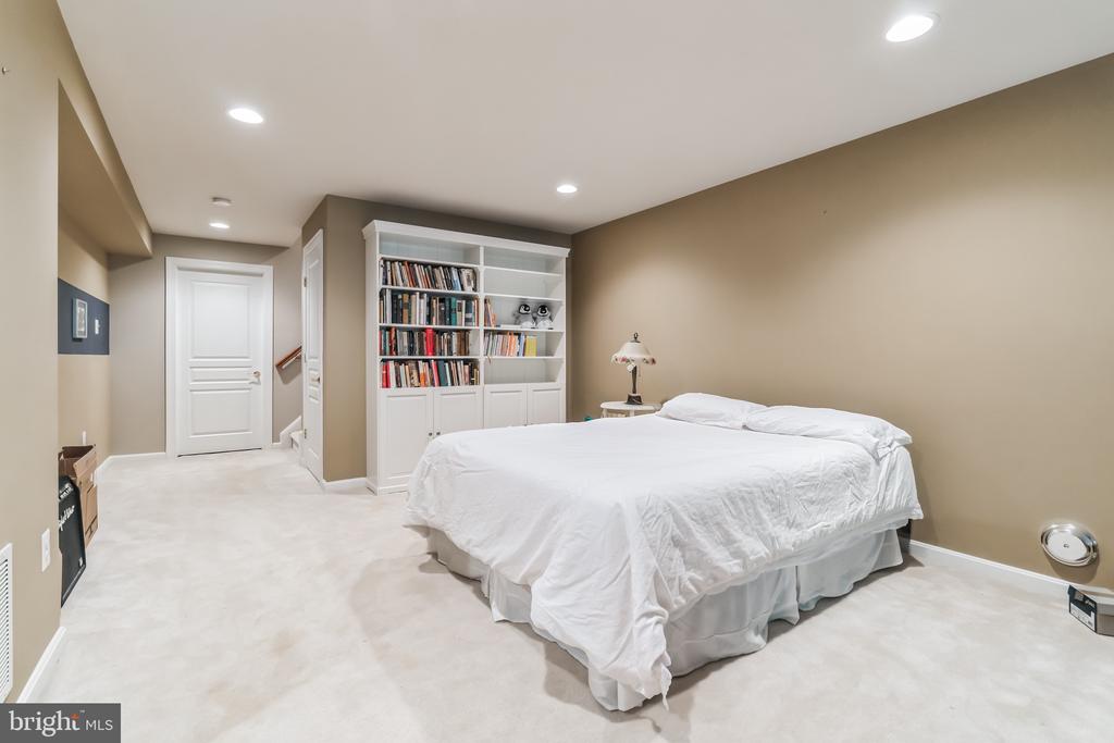 5105 BRIGHT OWL ROAD