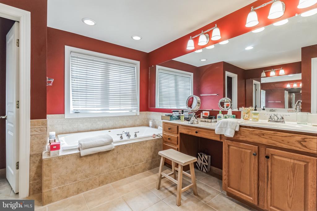 5105 BRIGHT OWL ROAD