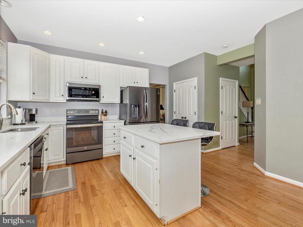 13205 MANOR