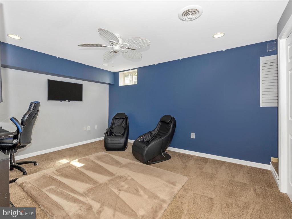 13205 MANOR