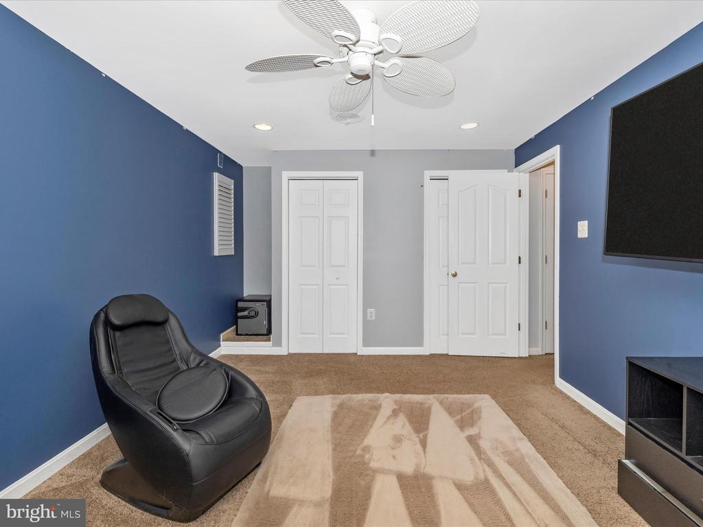 13205 MANOR