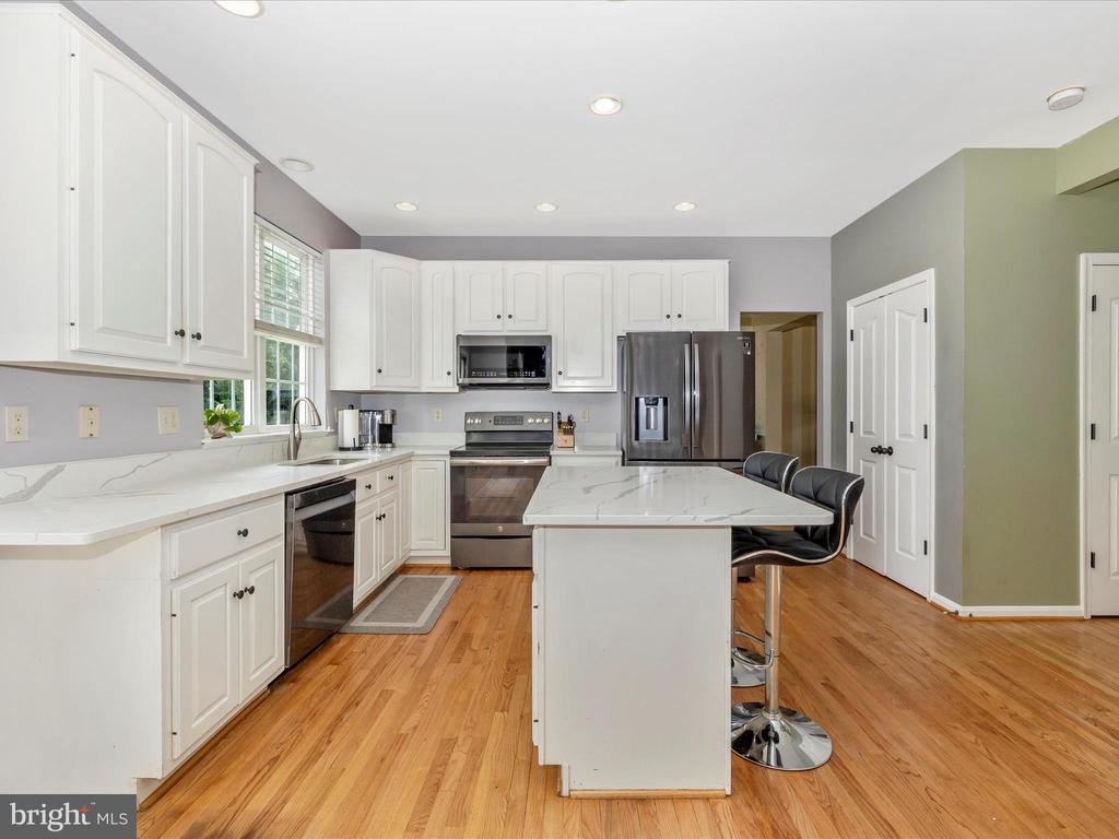 13205 MANOR