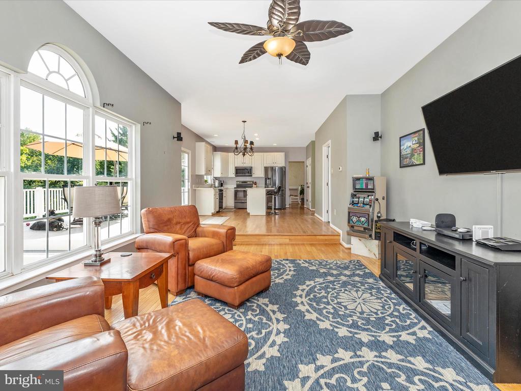 13205 MANOR