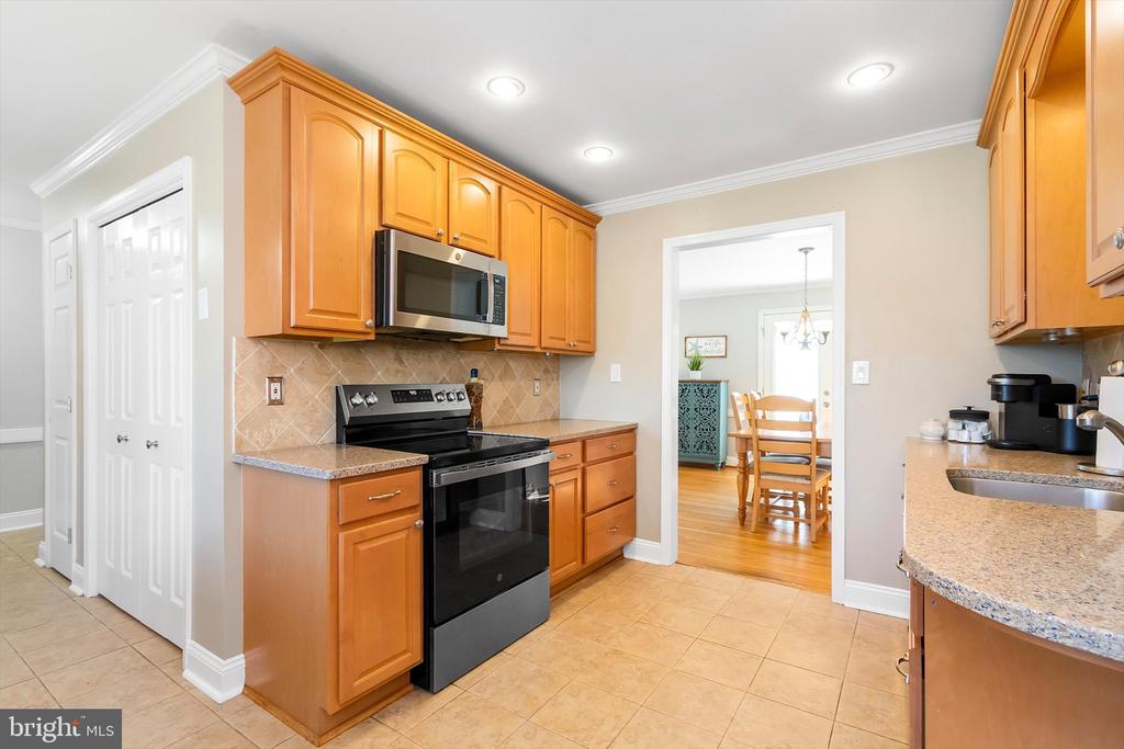 4299 WENDY COURT