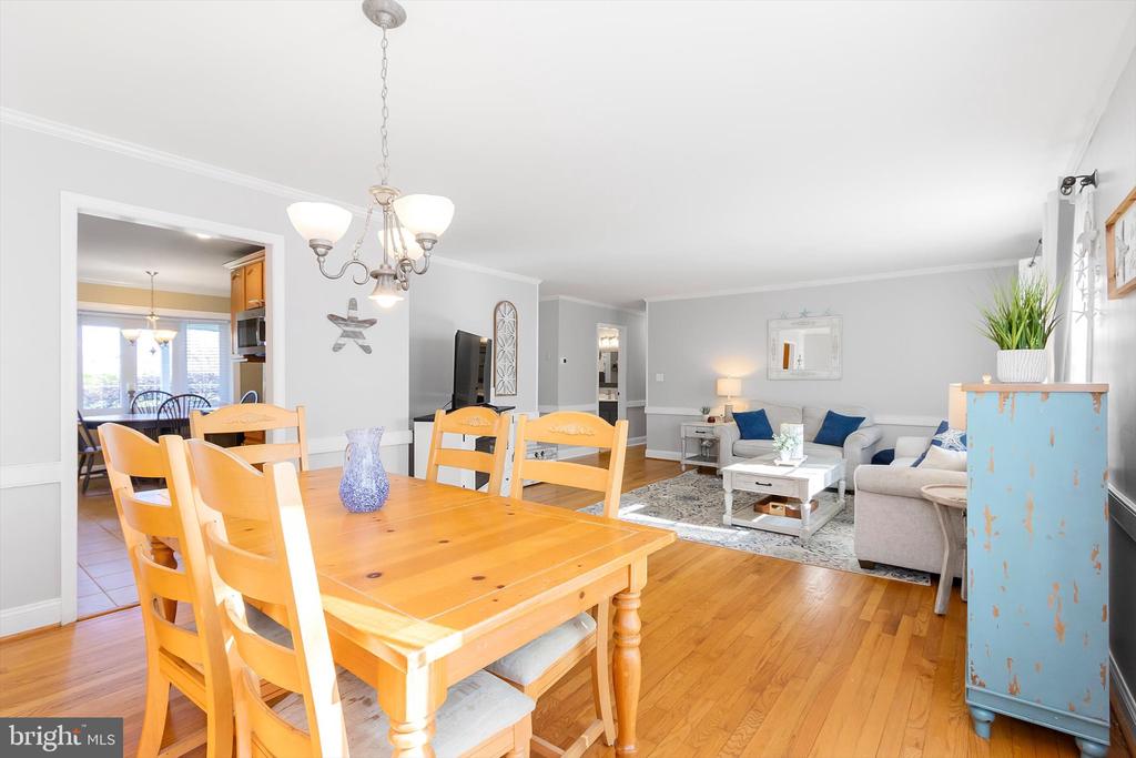 4299 WENDY COURT