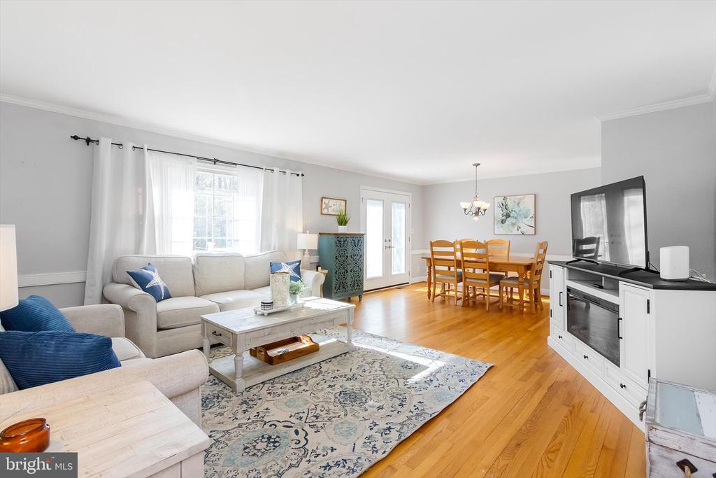 4299 WENDY COURT