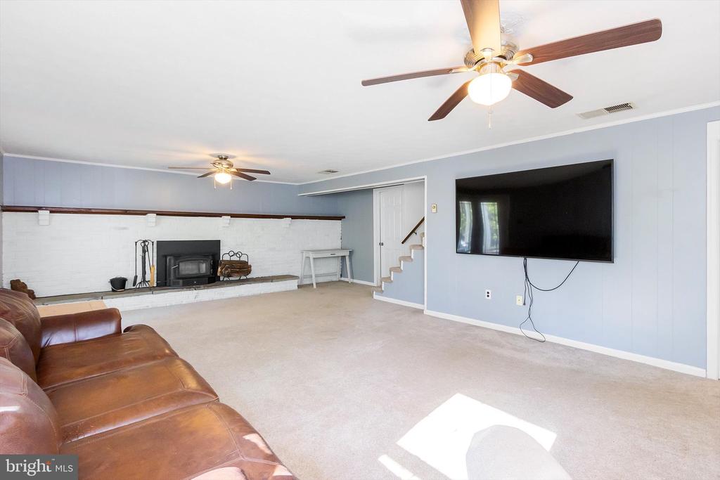 4299 WENDY COURT