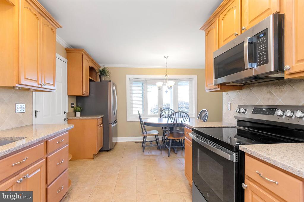 4299 WENDY COURT