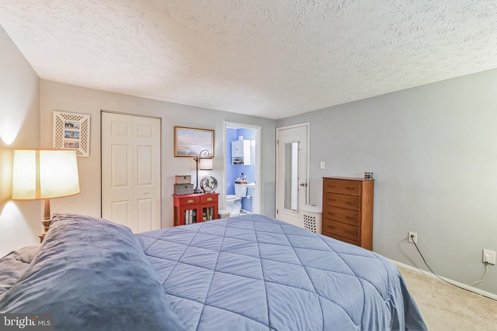 12407 HICKORY TREE WAY Unit: 521