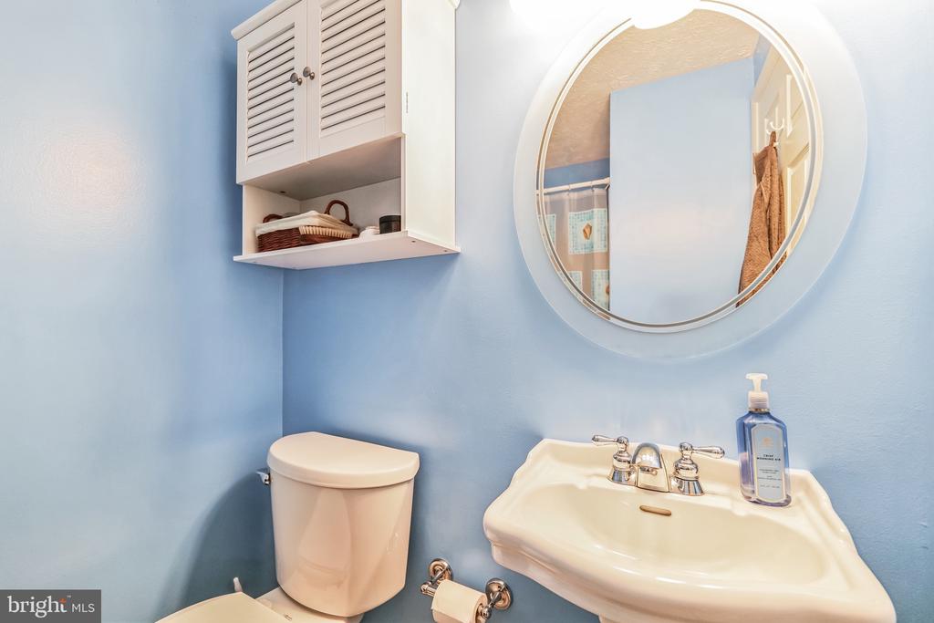 12407 HICKORY TREE WAY Unit: 521