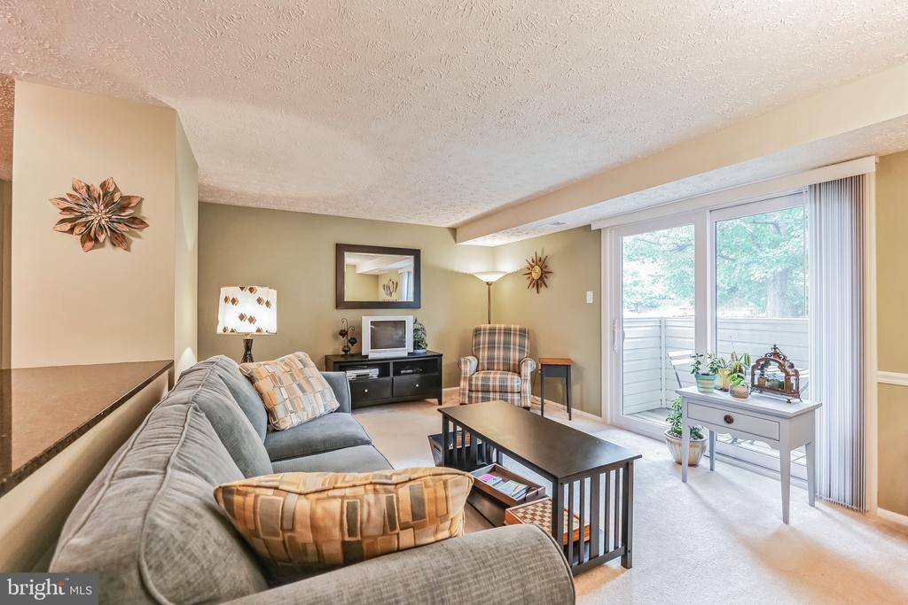 12407 HICKORY TREE WAY Unit: 521