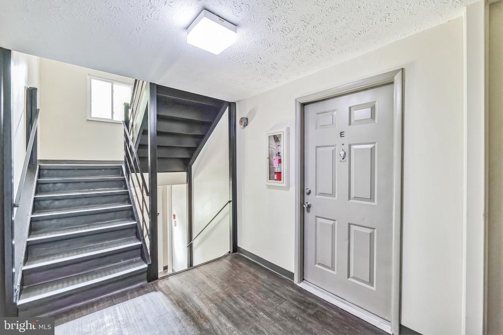 12407 HICKORY TREE WAY Unit: 521