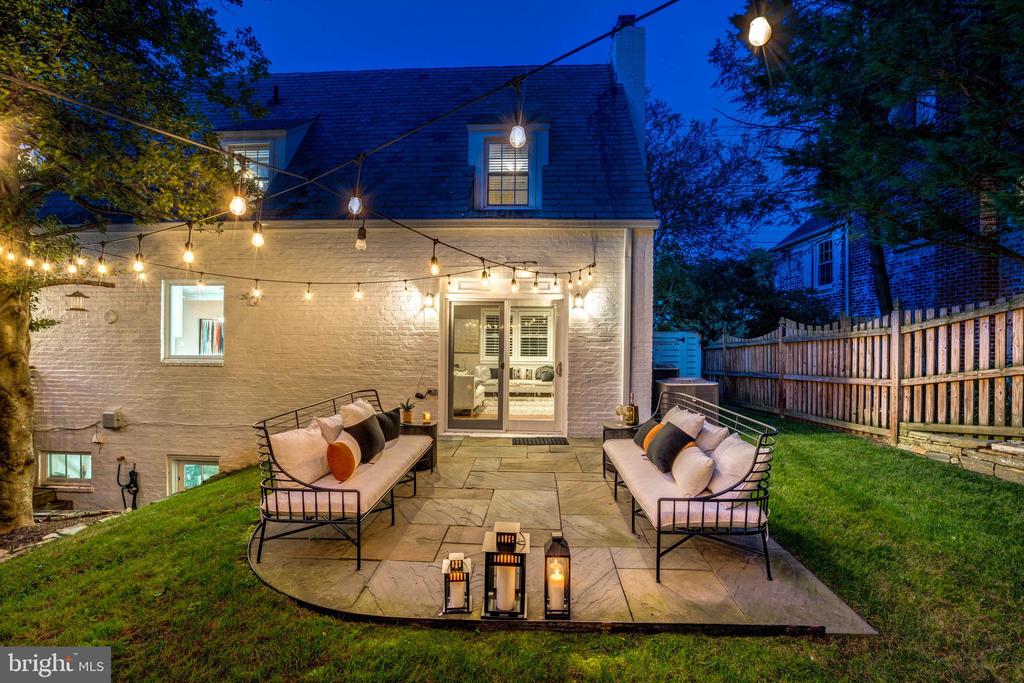 4628 RIVER ROAD