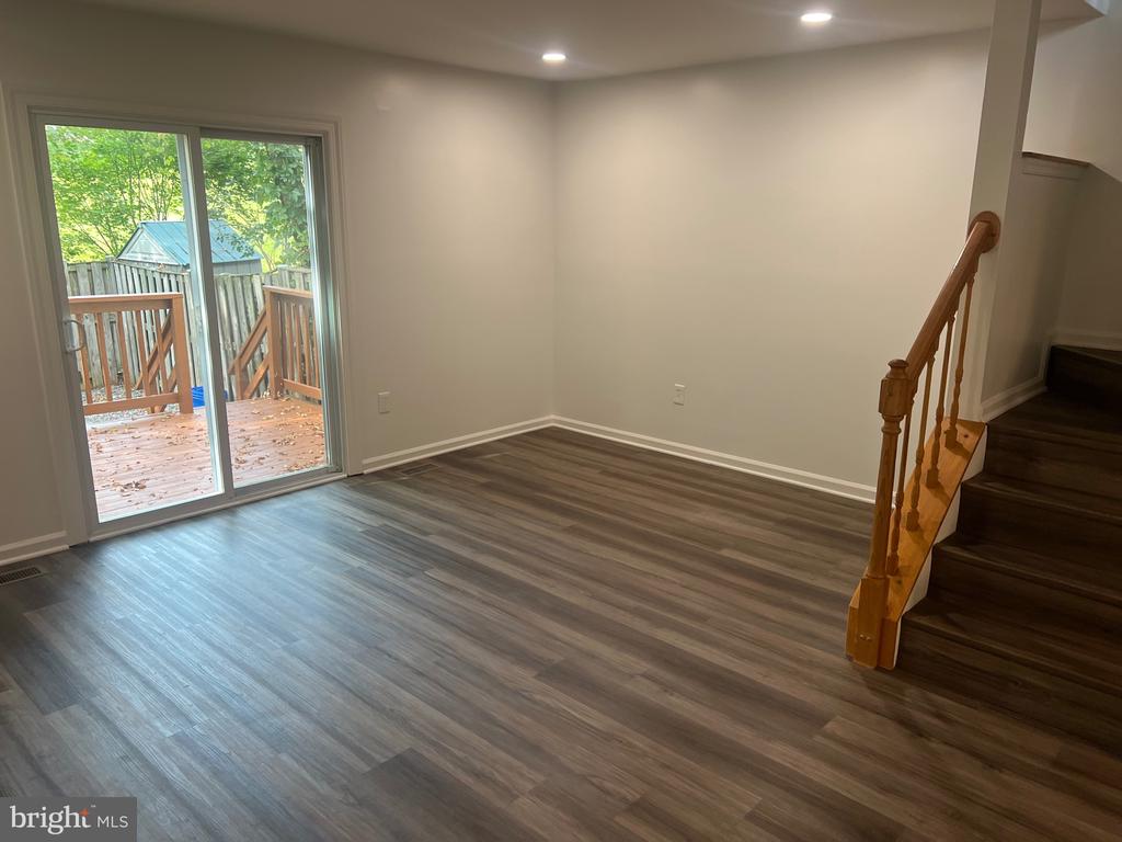 20470 SUMMERSONG LANE