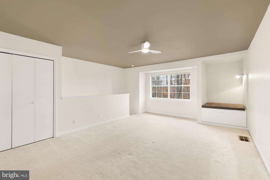 10705 Hampton Mill Ter #210